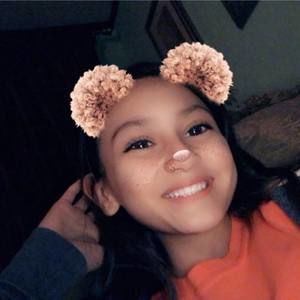 Meet your Posher, Valeree